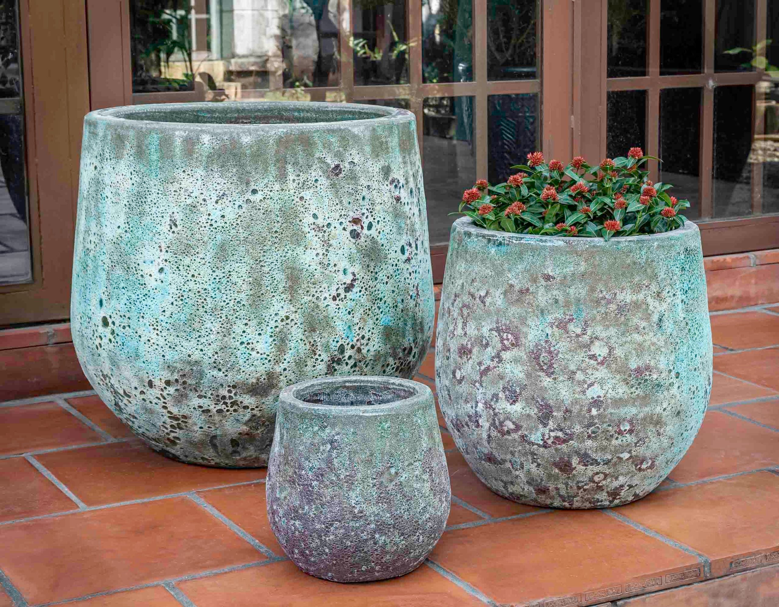 Photo of Campania Baleares Planter Set of 3 - Marquis Gardens
