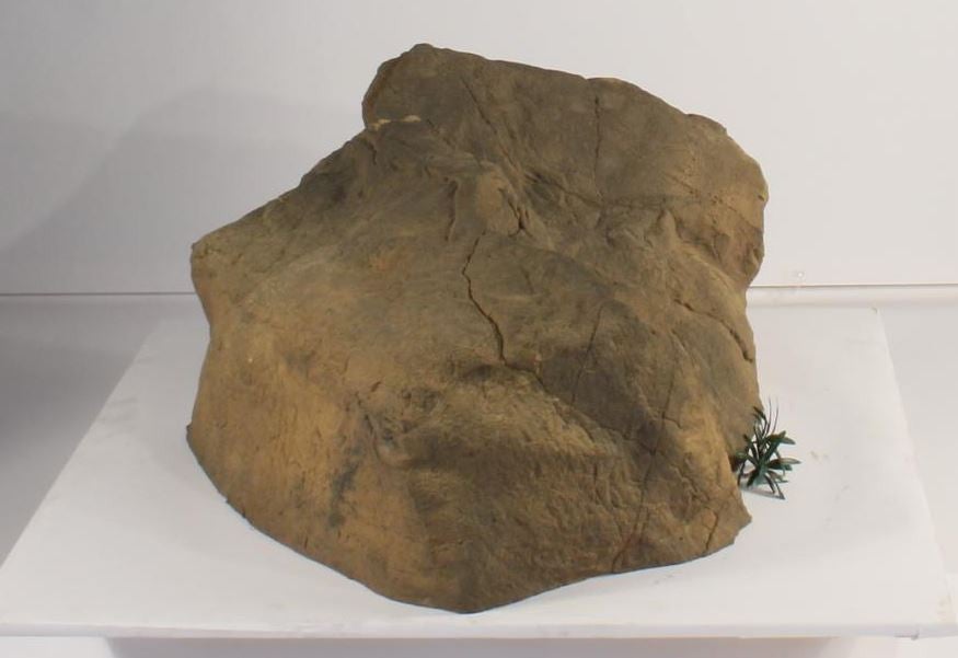 Accent Rokcs Spilling Accent Rock - AR-008 by Universal Rocks – Marquis Gardens