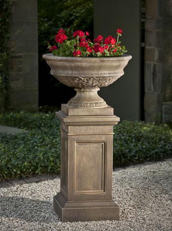 Photo of Campania Coachhouse Urn - Marquis Gardens