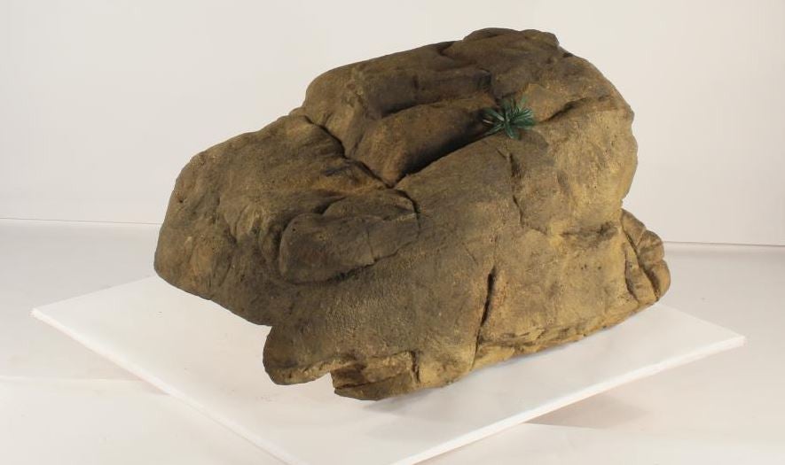 Universal Rocks Work Spilling Edge Rock - ER-009 by Universal Rocks – Marquis Gardens