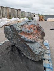 Bubble Rock 225 Green Granite