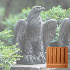 Campania Eagle Looking Left and Right