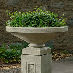 Campania Gimlet Urn