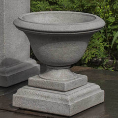 Campania Moreland Urn