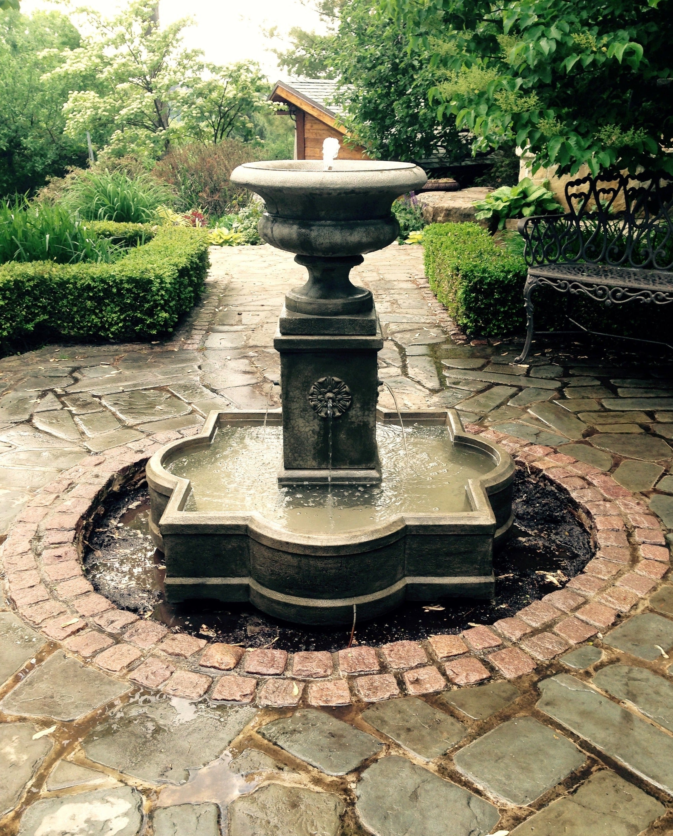 Photo of Campania Beauvais Fountain - Marquis Gardens